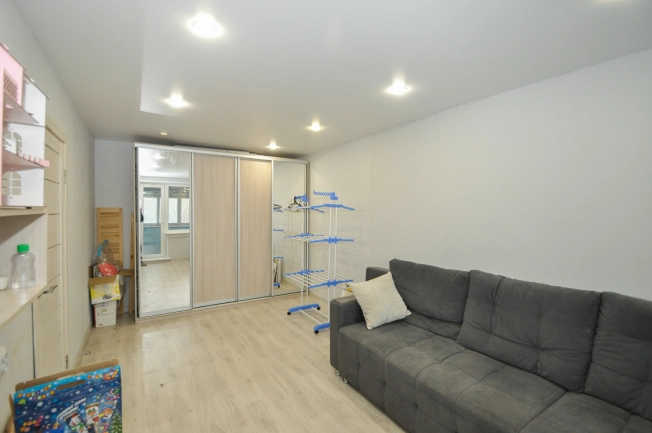 Купить трехкомнатную квартиру на улице Ленина в Бердске. Вариант № 29931, 3, площадь -  квм, цена 4990000 рублей