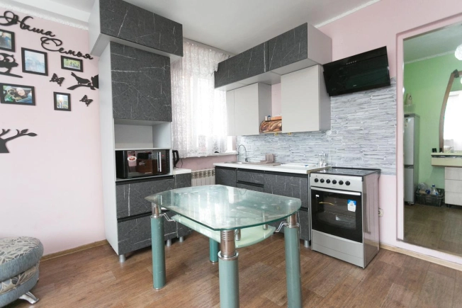 Купить квартиру на улице Зейская в Благовещенске. Вариант № 9854668, 1, площадь -  квм, цена 7450000 рублей