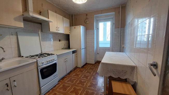 Купить трехкомнатную квартиру на улице Озёрная в Калининграде. Вариант № 45265, 16, площадь -  квм, цена 6700000 рублей