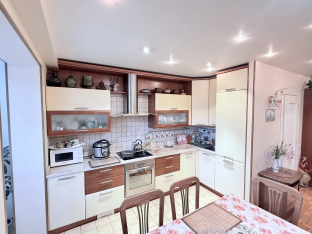 . Вариант № 6209278, 4, площадь - 80.4 квм, цена 8850000 рублей