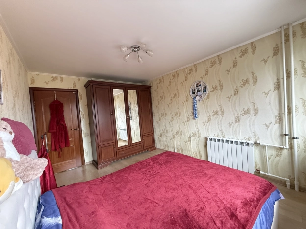 Купить трехкомнатную квартиру в Калининграде. Вариант № 6906408, 2, площадь -  квм, цена 10300000 рублей