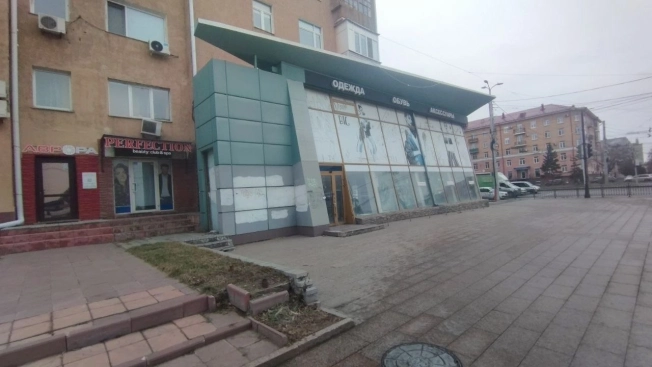 Снять коммерческую недвижимость в Омске. Вариант № 9932811, 4, площадь -  квм, цена 399600 рублей