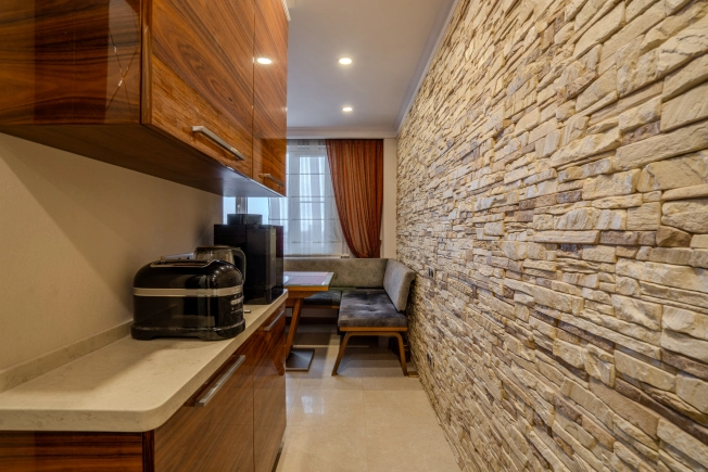 Купить квартиру в Москве. Вариант № 9234828, 13, площадь -  квм, цена 24000000 рублей