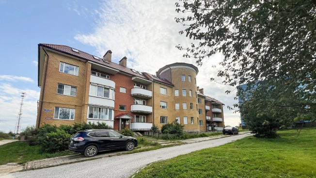 Купить трехкомнатную квартиру на улице Лихарево в Рязанской области. Вариант № 21288, 1, площадь -  квм, цена 3800000 рублей