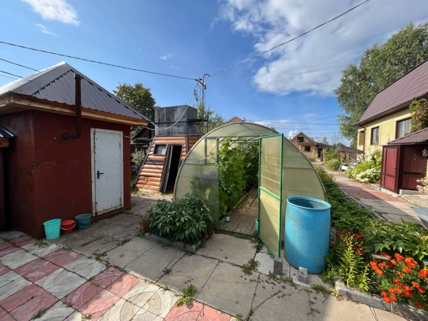 Купить дом на улице Мира в Тюменской области. Вариант № 16387, 6, площадь -  квм, цена 10500000 рублей