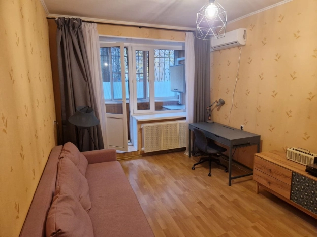 Купить квартиру в Москве. Вариант № 10394285, 2, площадь -  квм, цена 15000000 рублей