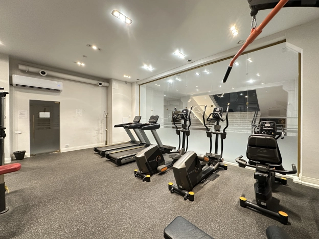 Купить квартиру в Москве. Вариант № 8168989, 15, площадь -  квм, цена 11999999 рублей