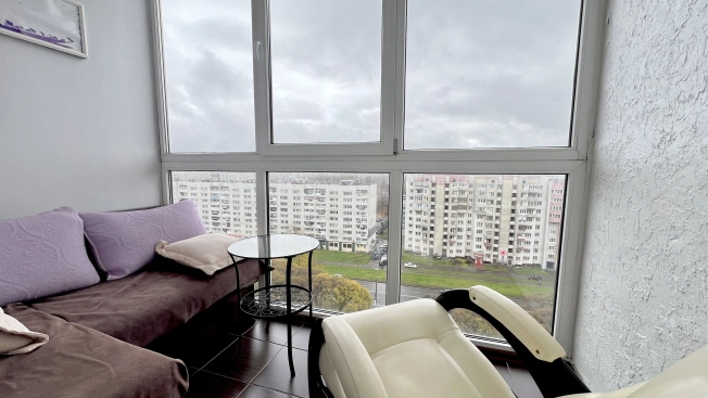 Купить трехкомнатную квартиру в Вологодской области. Вариант № 2502415, 19, площадь -  квм, цена 10700000 рублей