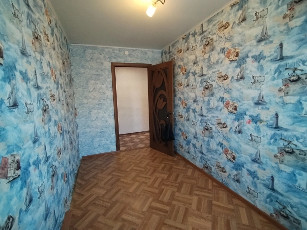 Купить трехкомнатную квартиру на улице Молодёжная в Владимирской области. Вариант № 6249668, 8, площадь -  квм, цена 2350000 рублей