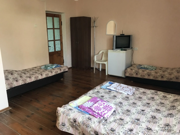 Купить дом в Судаке. Вариант № 10074794, 27, площадь -  квм, цена 26000000 рублей