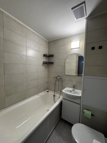 Купить квартиру в Москве. Вариант № 10360774, 5, площадь -  квм, цена 14500000 рублей