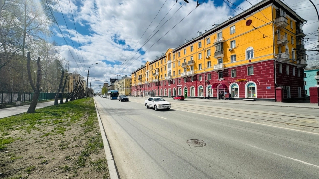 Купить торговые помещения в Новосибирске. Вариант № 2433, 2, площадь -  квм, цена 8900000 рублей