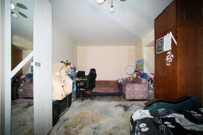 Купить квартиру у метро Парк Культуры в Нижнем Новгороде. Вариант № 9160529, 6, площадь -  квм, цена 4100000 рублей