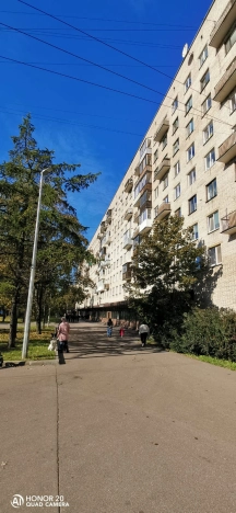 Купить трехкомнатную квартиру у метро Площадь Мужества в Санкт-Петербурге. Вариант № 7742151, 20, площадь -  квм, цена 10500000 рублей