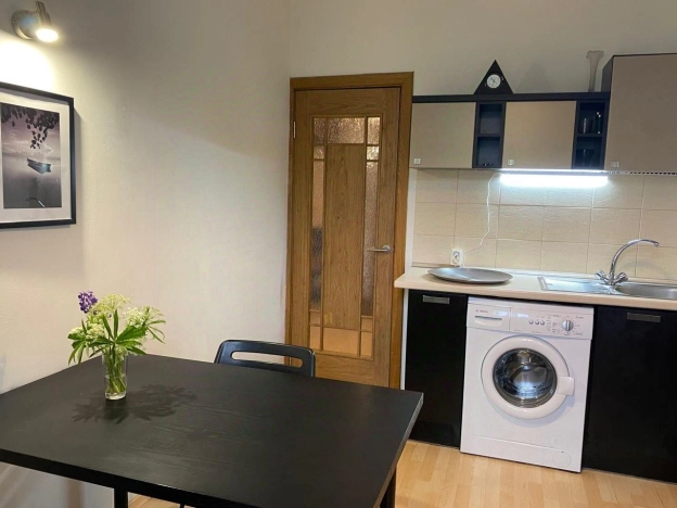 Купить однокомнатную квартиру в районе Московский в Санкт-Петербурге. Вариант № 9007188, 13, площадь -  квм, цена 12300000 рублей