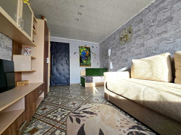 Купить дом в Петрозаводске. Вариант № 7589277, 12, площадь -  квм, цена 3300000 рублей