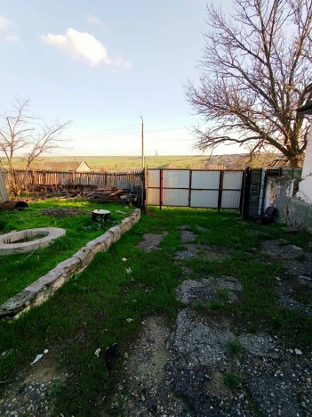 Купить земельный участок на улице Заречная в Республике Калмыкия. Вариант № 16376, 2, площадь -  квм, цена 3500000 рублей