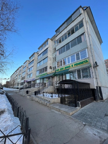 Купить квартиру на улице Ленина в Благовещенске. Вариант № 8839974, 6, площадь -  квм, цена 9600000 рублей