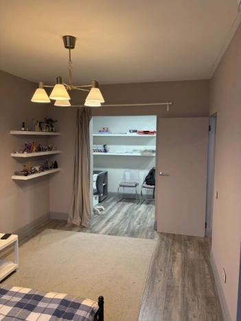 Купить двухкомнатную квартиру на вторичке на улице Лётчика Ульянина в Москве. Вариант № 10989522, 31, площадь - квм, цена 53000000 рублей