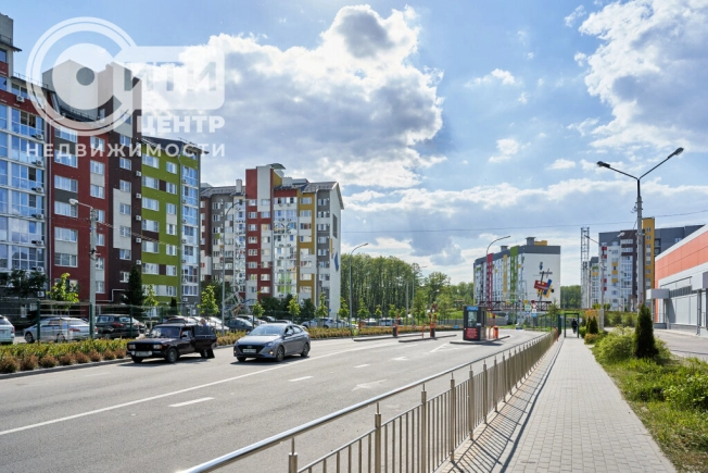 Купить квартиру на улице Площадь Малевича в Воронежской области. Вариант № 13022, 2, площадь -  квм, цена 4700000 рублей