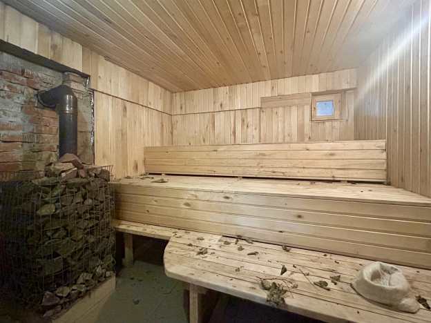 Купить дом в Москве. Вариант № 7589275, 37, площадь -  квм, цена 45000000 рублей