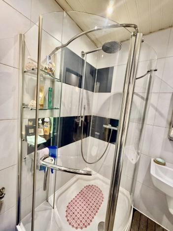 Купить квартиру в Москве. Вариант № 9452134, 9, площадь - квм, цена 12700000 рублей