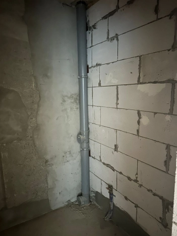 Купить квартиру на улице Конгрессная в Краснодаре. Вариант № 2116251, 7, площадь -  квм, цена 4050000 рублей