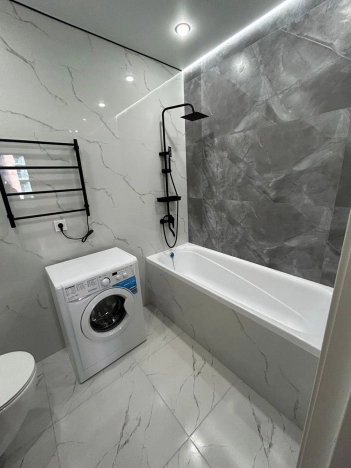 . Вариант № 25472, 8, площадь - 38 квм, цена 6800000 рублей