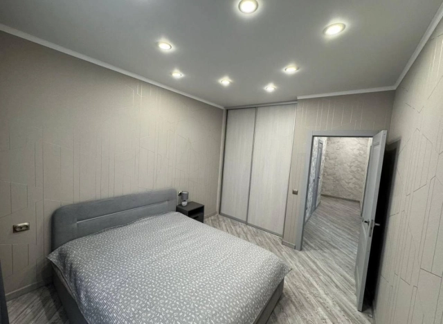 Купить квартиру в Тобольске. Вариант № 9609601, 1, площадь -  квм, цена 7400000 рублей