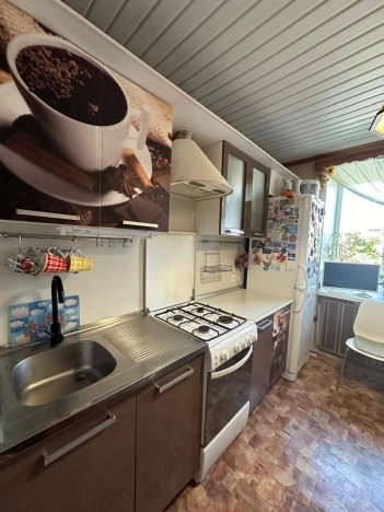 Купить многокомнатную квартиру в Архангельской области. Вариант № 21055, 6, площадь -  квм, цена 5750000 рублей