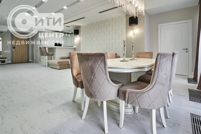 Купить трехкомнатную квартиру на вторичке в районе Ленинский в Воронеже. Вариант № 32374, 11, площадь - квм, цена 35899000 рублей