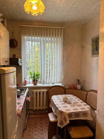 Купить трехкомнатную квартиру в Микрорайоне Лимончики, Ковров в Коврове. Вариант № 2079949, 2, площадь -  квм, цена 2150000 рублей