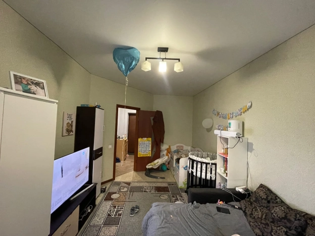 Купить однокомнатную квартиру на улице Садовая в Белгородской области. Вариант № 5533149, 4, площадь -  квм, цена 2950000 рублей