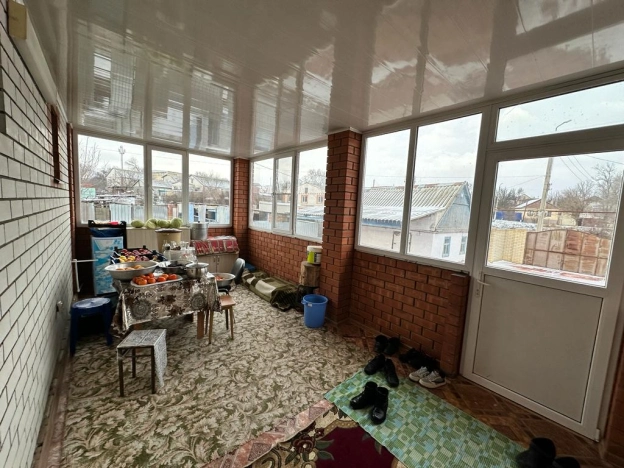 Купить дом в районе Юго-Западный в Элисте. Вариант № 7312, 8, площадь -  квм, цена 9000000 рублей