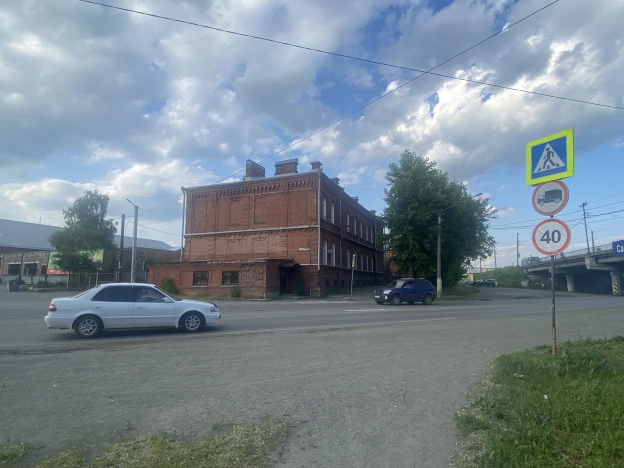 Купить коммерческую недвижимость в Бийске. Вариант № 25241, 3, площадь - квм, цена 5600000 рублей