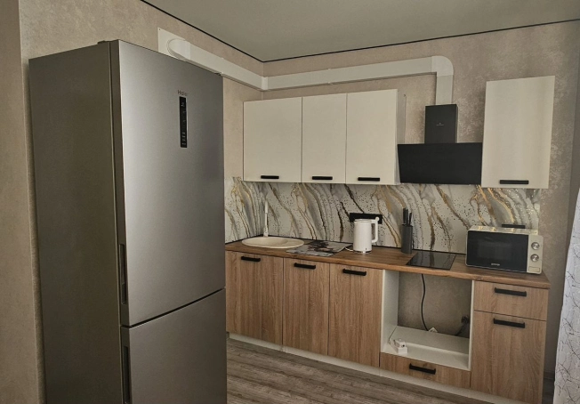 Снять квартиру в Тобольске. Вариант № 10054309, 3, площадь -  квм, цена 45000 рублей