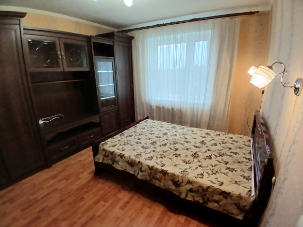 Купить однокомнатную квартиру на улице Железнодорожная в Владимирской области. Вариант № 9665075, 9, площадь -  квм, цена 3950000 рублей