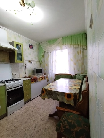 Купить трехкомнатную квартиру в Республике Башкортостан. Вариант № 10201073, 8, площадь -  квм, цена 7150000 рублей