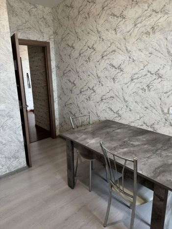 Купить двухкомнатную квартиру в Новосибирской области. Вариант № 10338520, 5, площадь -  квм, цена 8300000 рублей