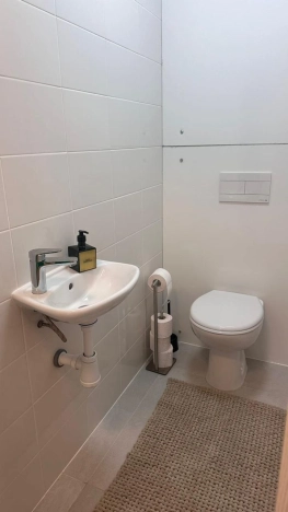 Купить квартиру в Москве. Вариант № 9067102, 5, площадь - квм, цена 31500000 рублей