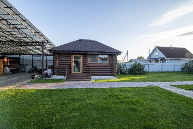 Купить дом на улице Ветеранов в Нижегородской области. Вариант № 2635348, 20, площадь -  квм, цена 18000000 рублей