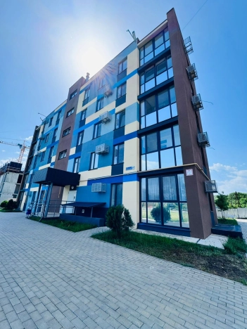 Купить двухкомнатную квартиру в Республике Крым. Вариант № 44624, 17, площадь -  квм, цена 8100000 рублей