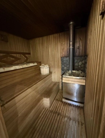 Купить дом в Москве. Вариант № 10036429, 10, площадь -  квм, цена 30000000 рублей