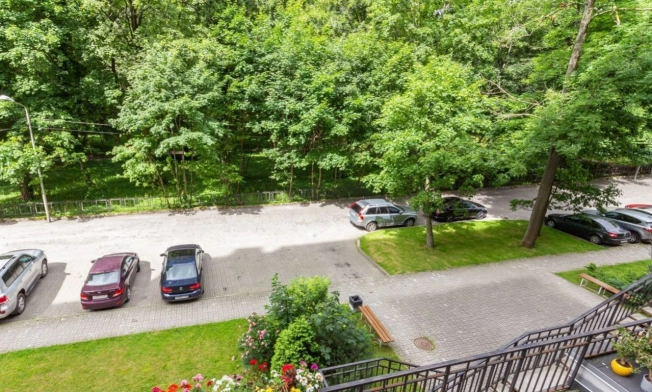 Купить двухкомнатную квартиру на вторичке в районе Центральный в Калининграде. Вариант № 7239, 17, площадь -  квм, цена 18500000 рублей