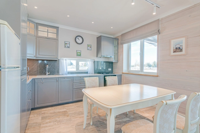 Купить дом в Вологде. Вариант № 28546, 8, площадь - квм, цена 12000000 рублей