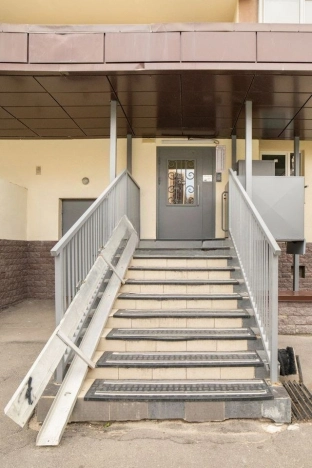 Купить Студию в Ленинградской области. Вариант № 9263254, 11, площадь -  квм, цена 5000000 рублей