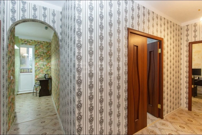 Купить квартиру в Тобольске. Вариант № 9483952, 10, площадь -  квм, цена 5300000 рублей