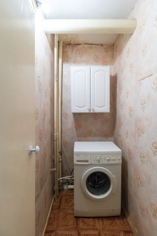 Купить однокомнатную квартиру в Омске. Вариант № 17584, 9, площадь -  квм, цена 4400000 рублей