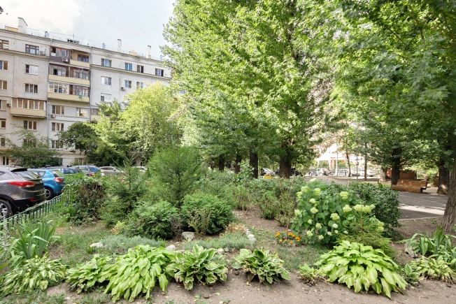 Купить квартиру в Москве. Вариант № 9179502, 19, площадь -  квм, цена 25800000 рублей