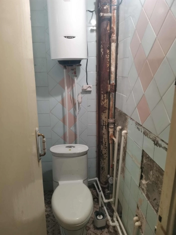 Купить трехкомнатную квартиру в Ростовской области. Вариант № 3946773, 6, площадь -  квм, цена 6200000 рублей